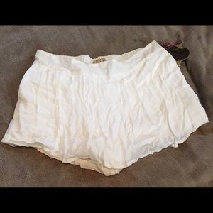 Vera Wang Skirt Shorts